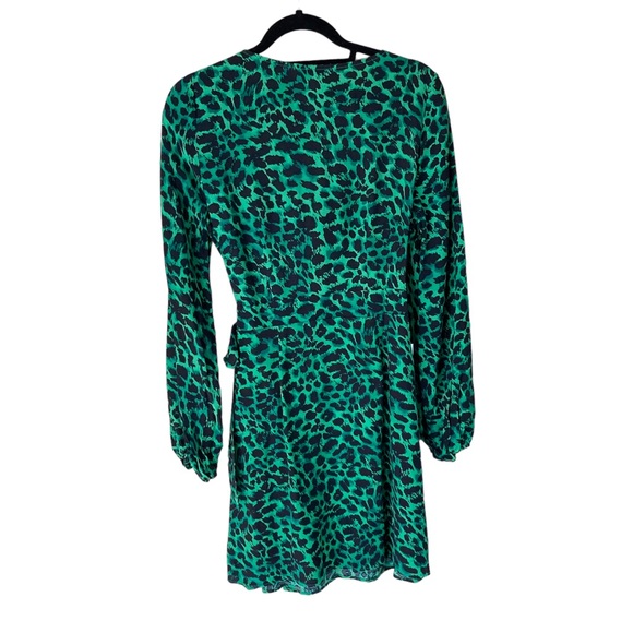 BNWT Topshop Animal Leopard Print Wrap Dress Green Size 4 - Picture 4 of 6